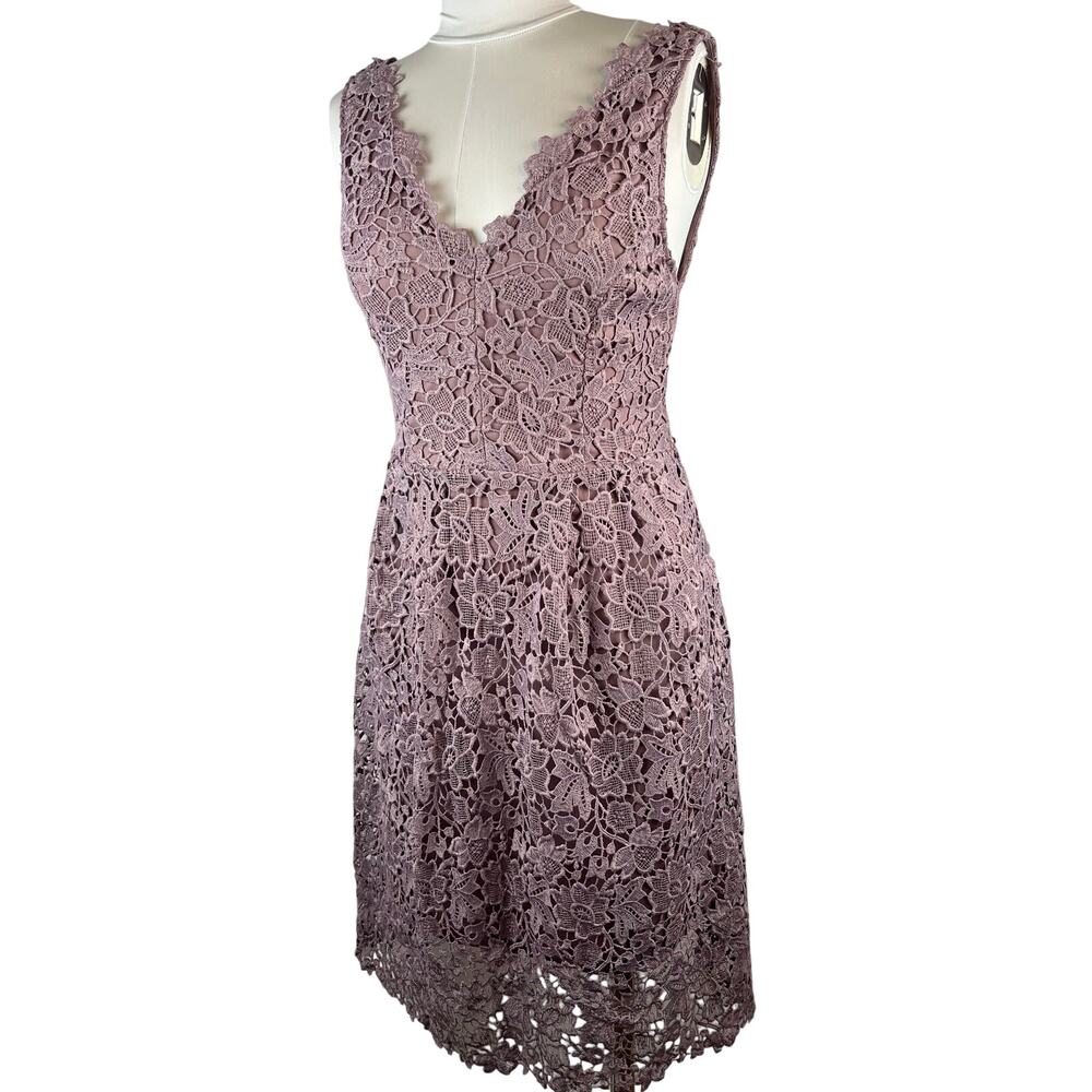ASTR The Label Mauve Floral Lace Fit & Flare Midi Dress Sleeveless Size Large